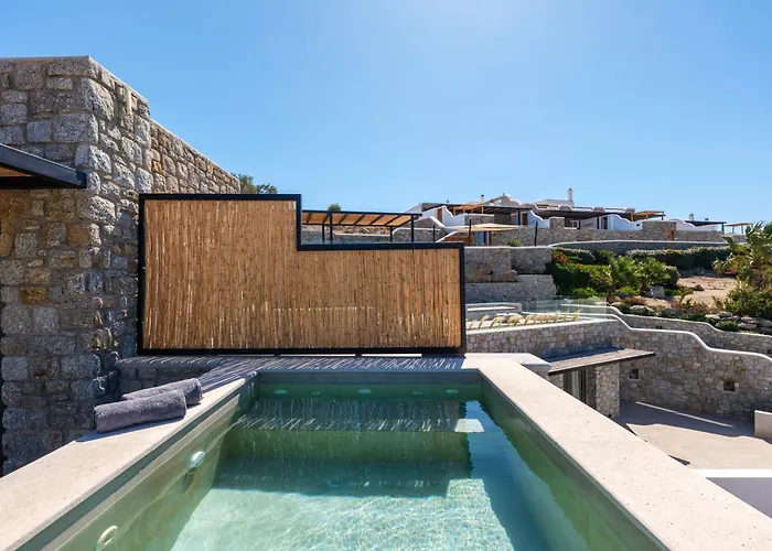 Villa Evi & Suites