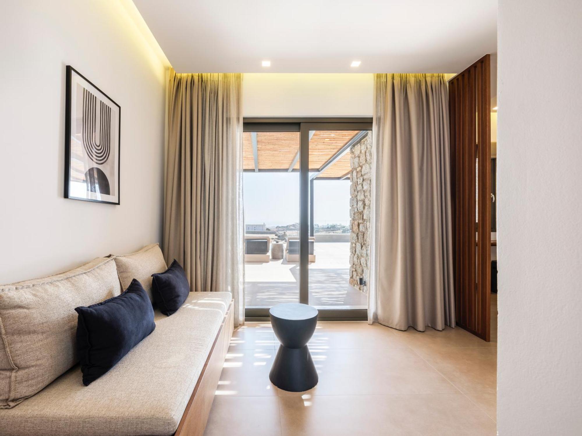 Evi & Apartment